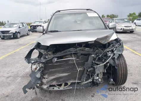 2006 Toyota Rav4 Limited z USA, uszkodzony, nr VIN JTMBD31V565017140